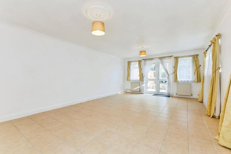 Worthington Road, Surbiton, KT6, photo 3