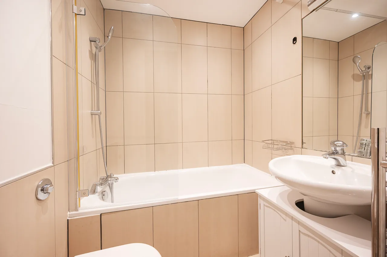 54 Victoria Wharf, 20 Palmers Road, London, photo 7