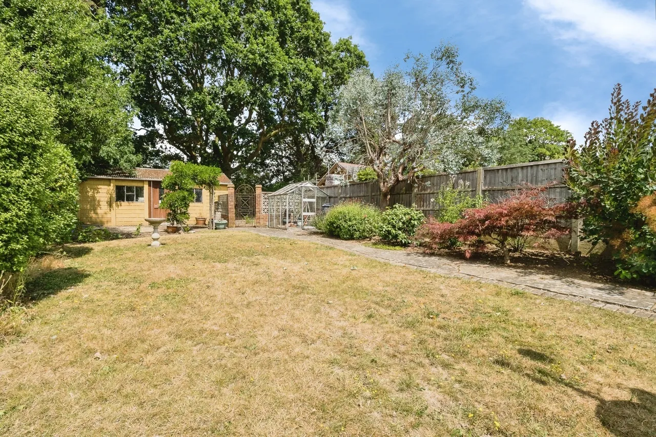 Randall Drive, Hornchurch, Essex, RM12, photo 21
