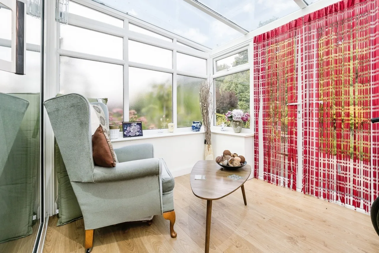 Randall Drive, Hornchurch, Essex, RM12, photo 16