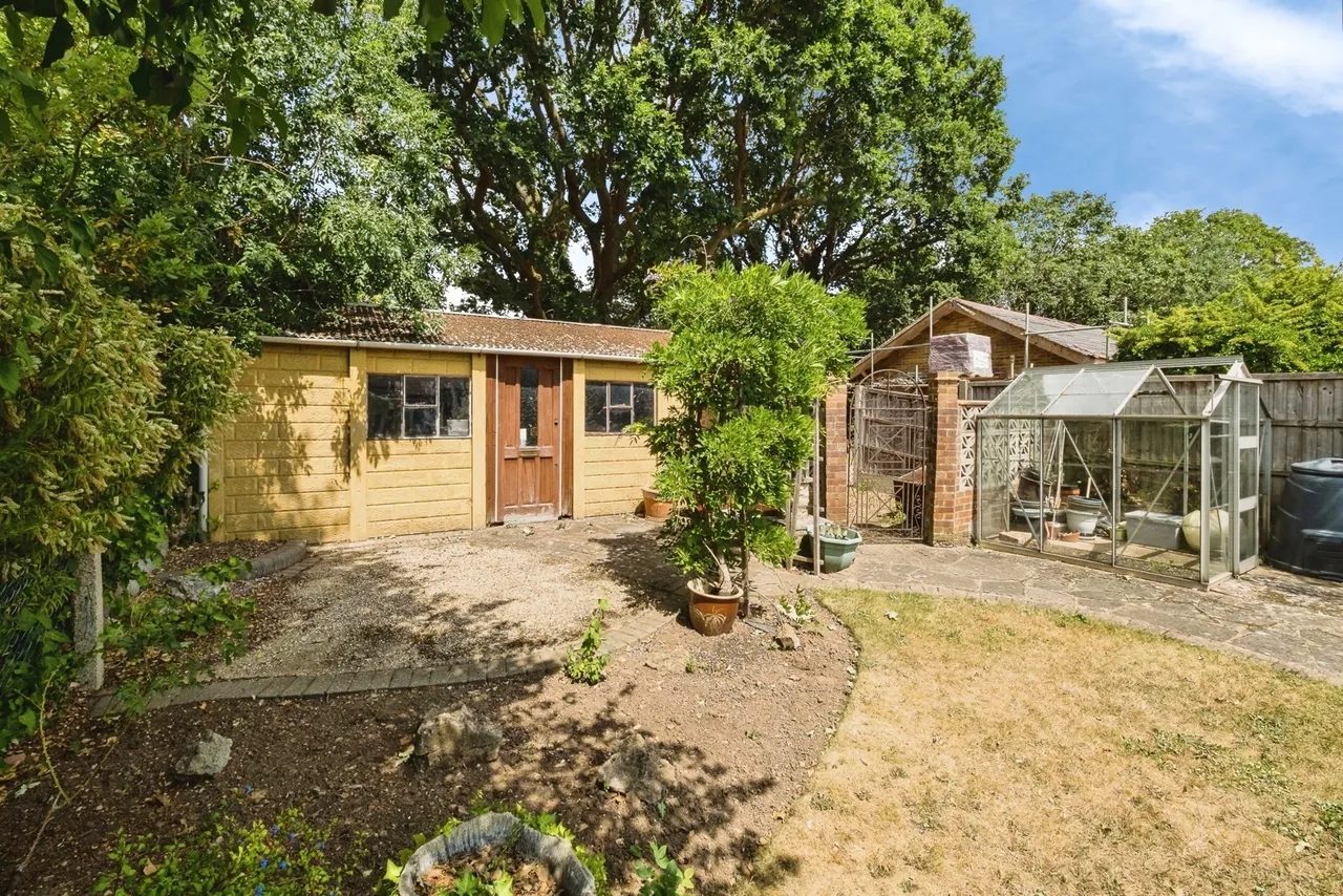 Randall Drive, Hornchurch, Essex, RM12, photo 6