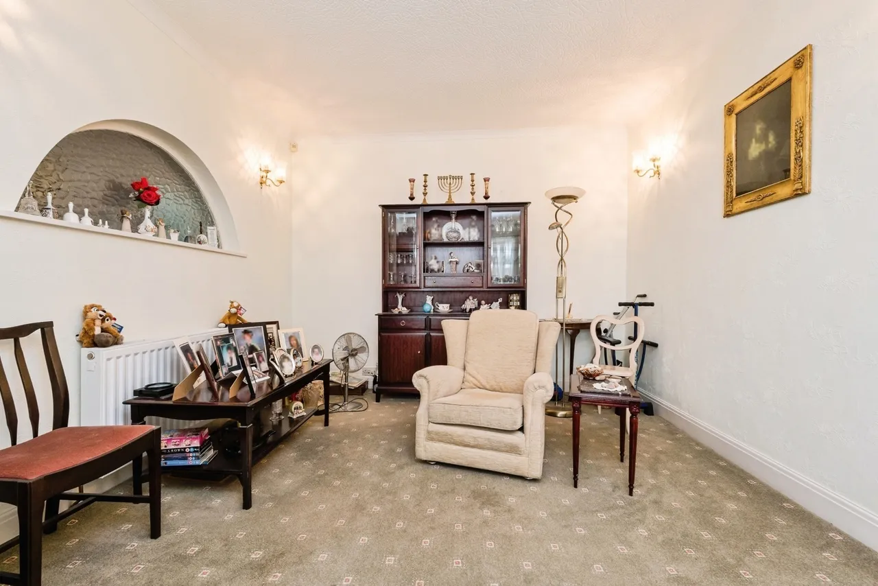 Randall Drive, Hornchurch, Essex, RM12, photo 28