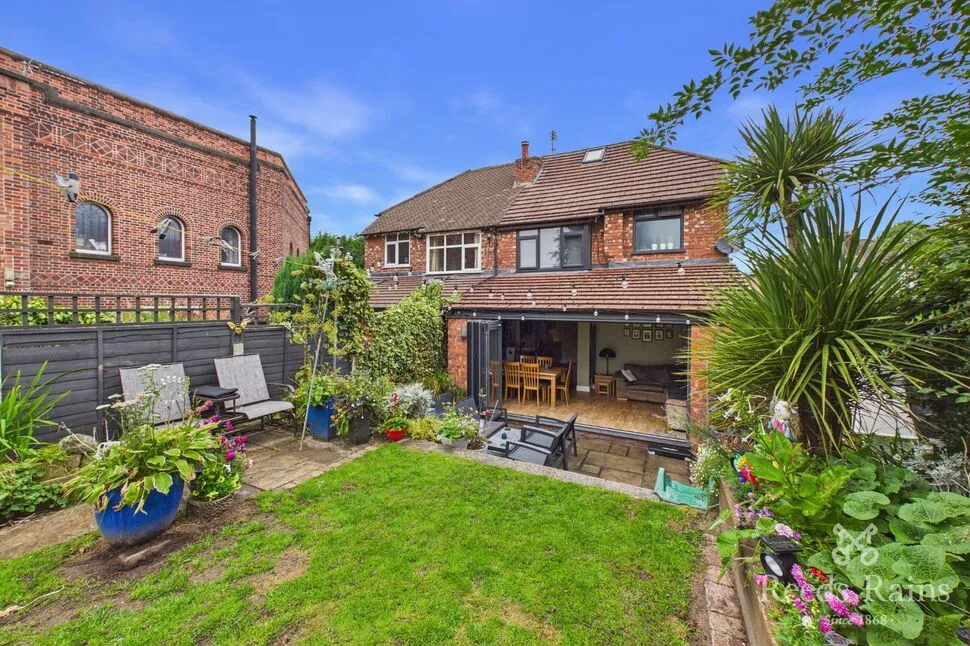 Corbar Road, Mile End, Cheshire, SK2, photo 12