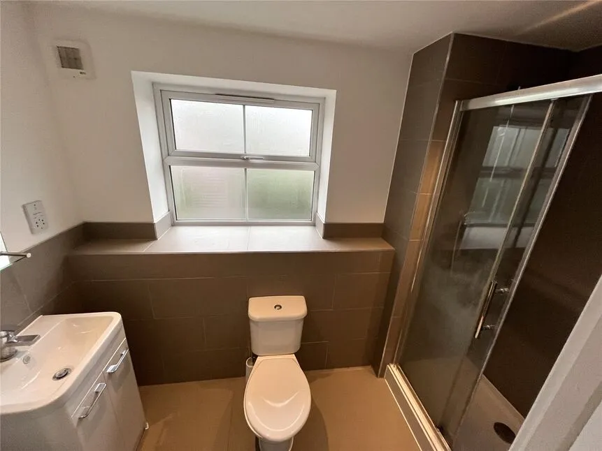 Heath Hill, Dawley, TF4, photo 6