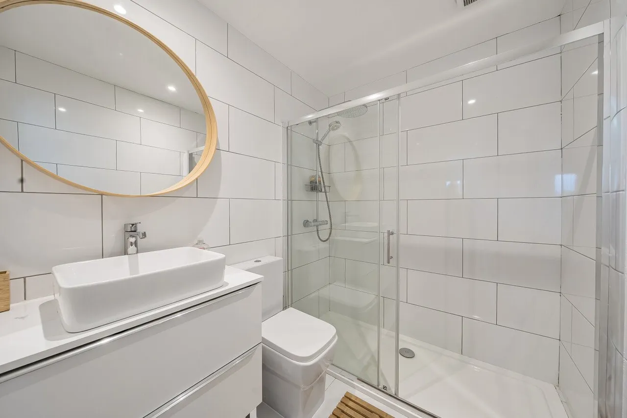 Calypso Crescent, Peckham, London, SE15, photo 5