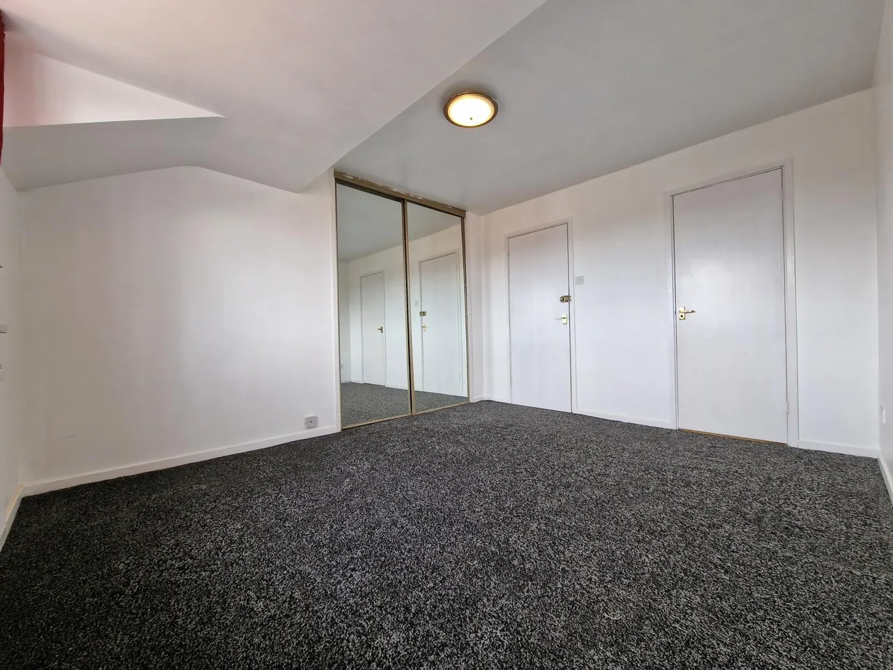Byfleet Close, Bilston, WV14, photo 9