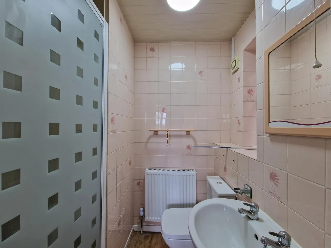 Byfleet Close, Bilston, WV14, photo 10