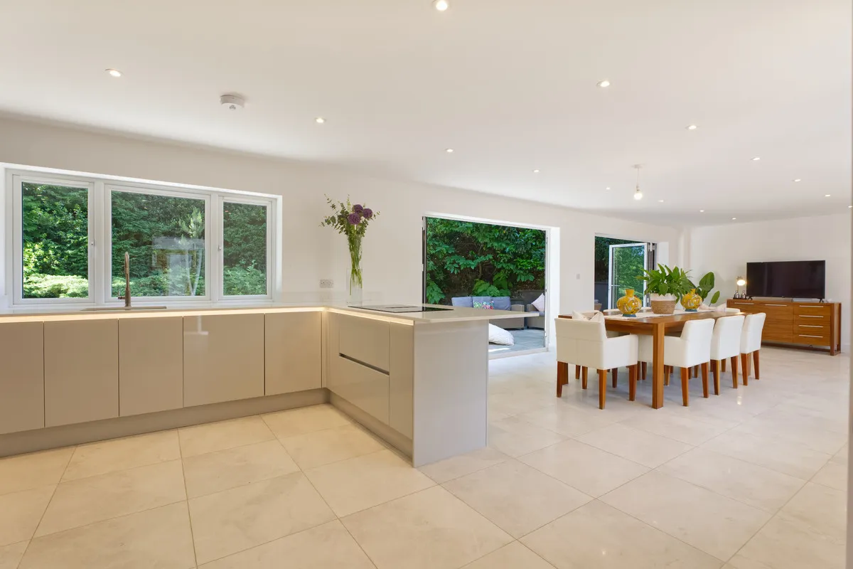 East Grinstead, RH19, photo 4