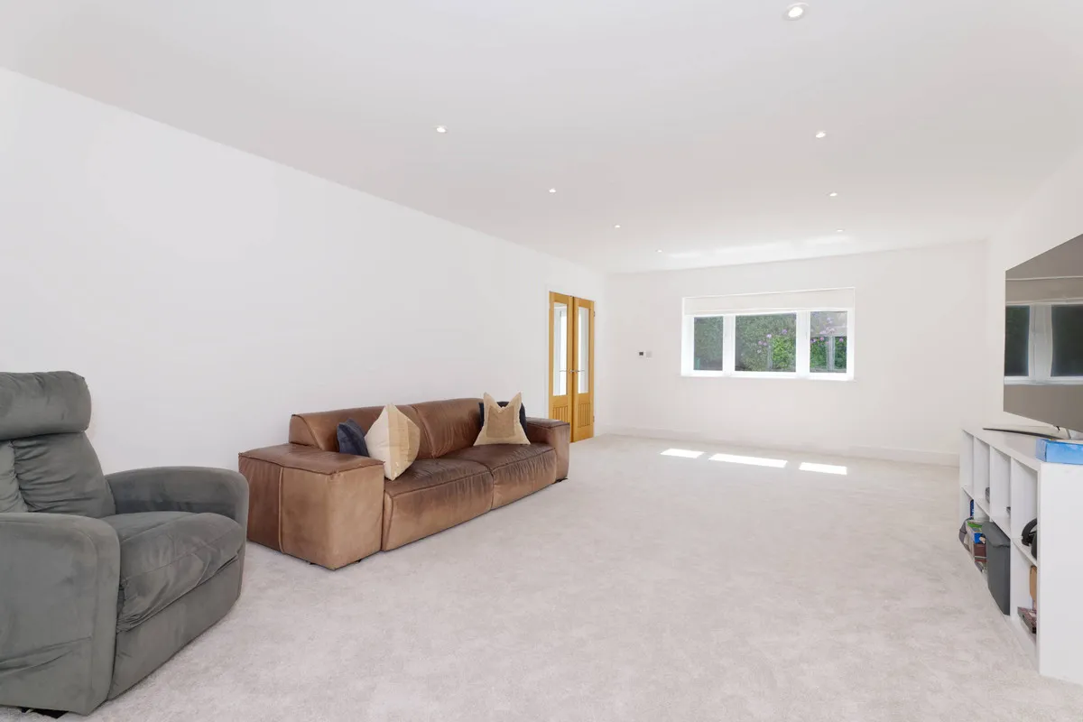 East Grinstead, RH19, photo 7