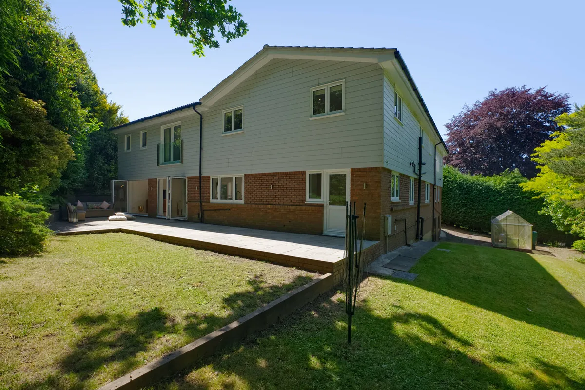 East Grinstead, RH19, photo 26