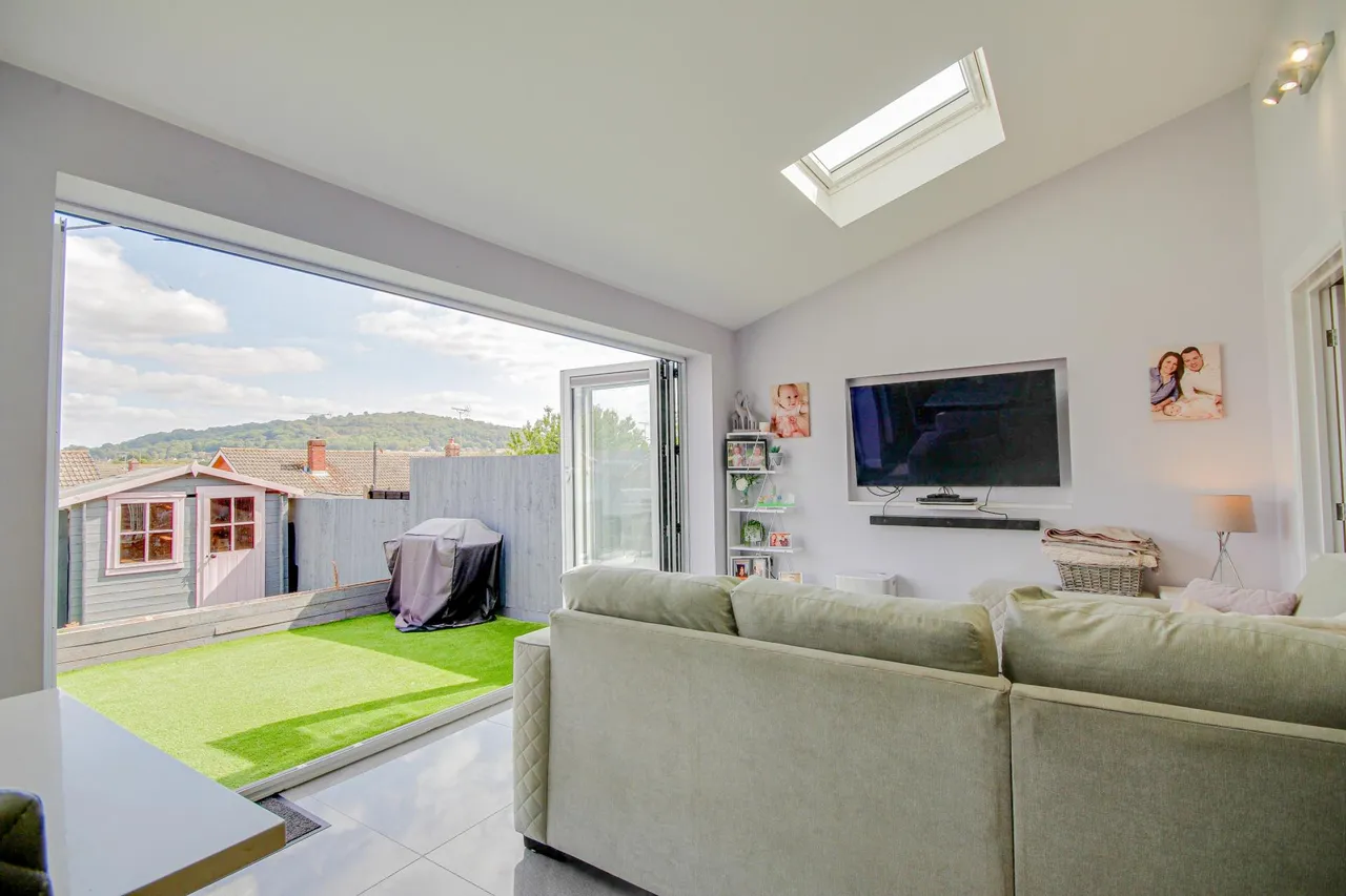 Denham Close, Tuffley, Gloucester, GL4, photo 5