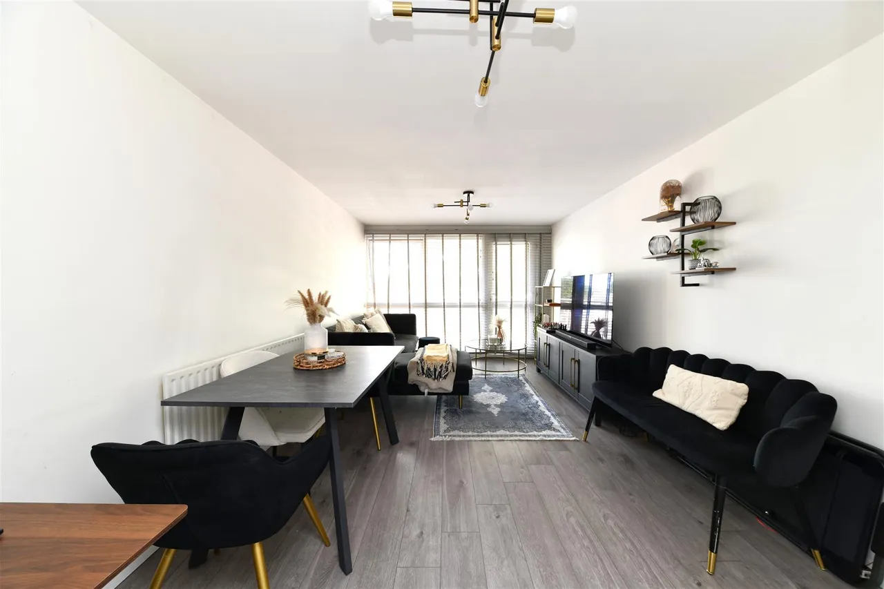 Sloan Court, Stevenage, SG1 5HR, photo 10