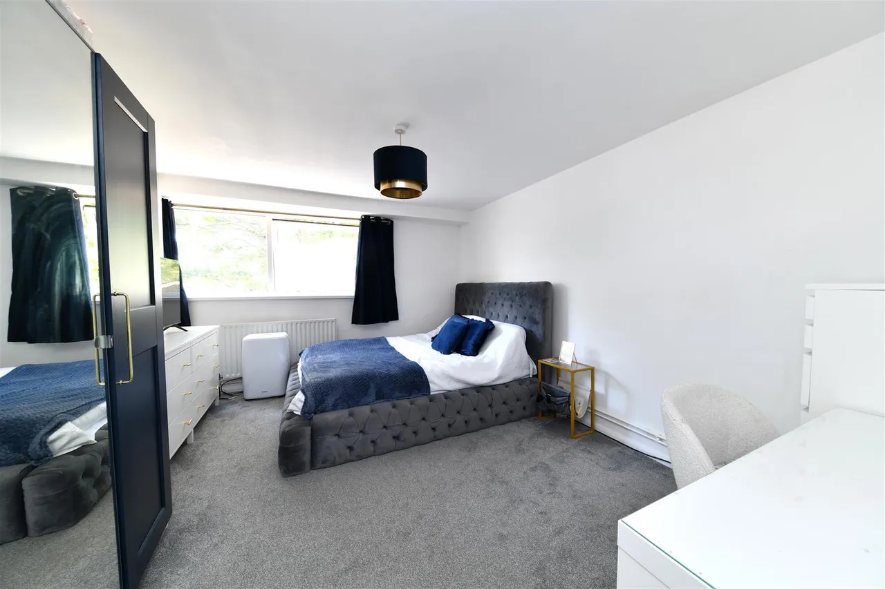 Sloan Court, Stevenage, SG1 5HR, photo 4