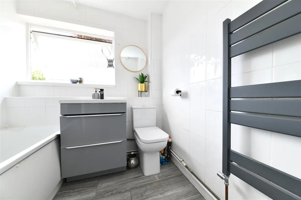 Sloan Court, Stevenage, SG1 5HR, photo 7