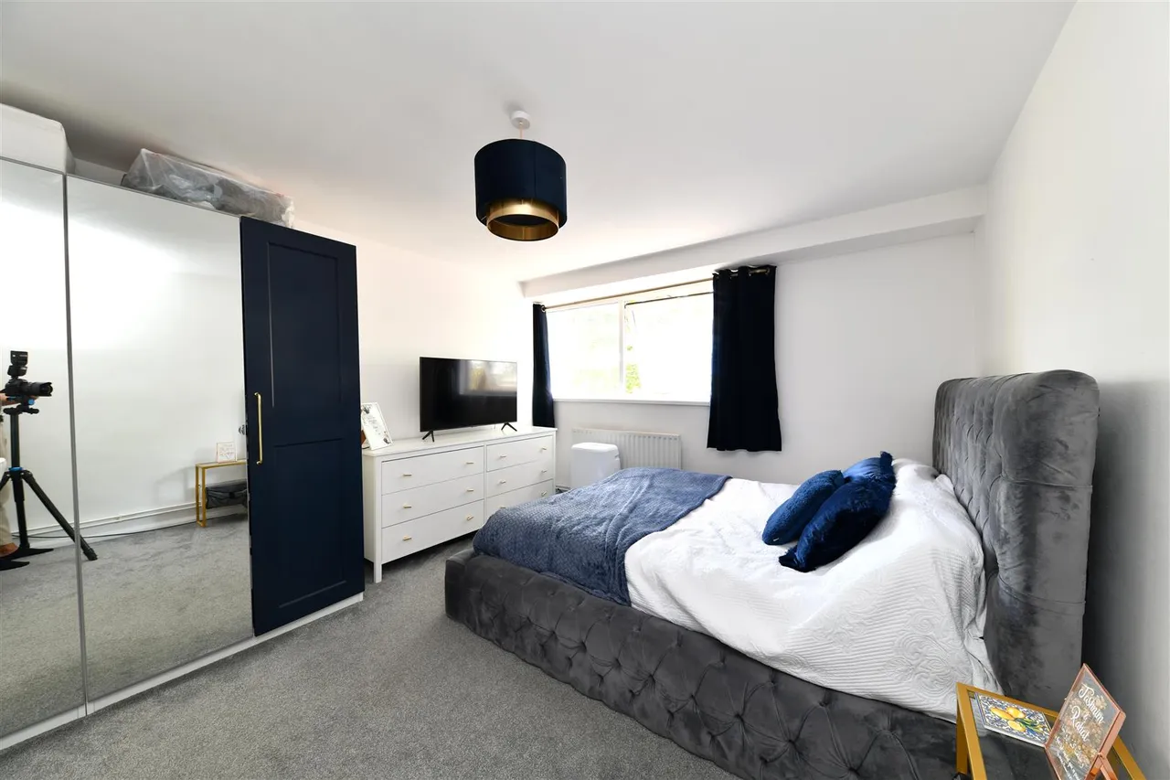 Sloan Court, Stevenage, SG1 5HR, photo 11