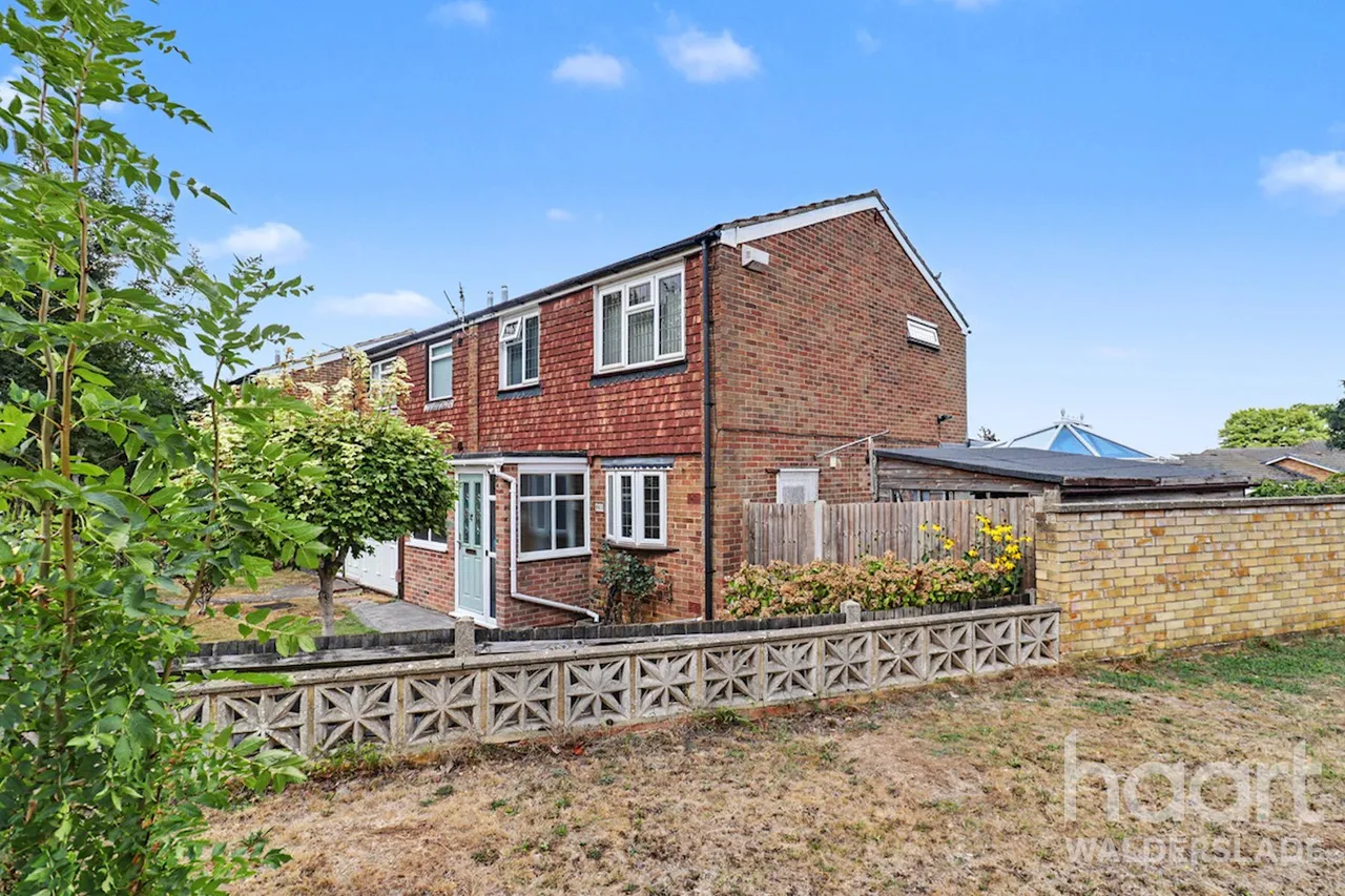 3 bed house for sale, Lords Wood Lane, Chatham, ME5