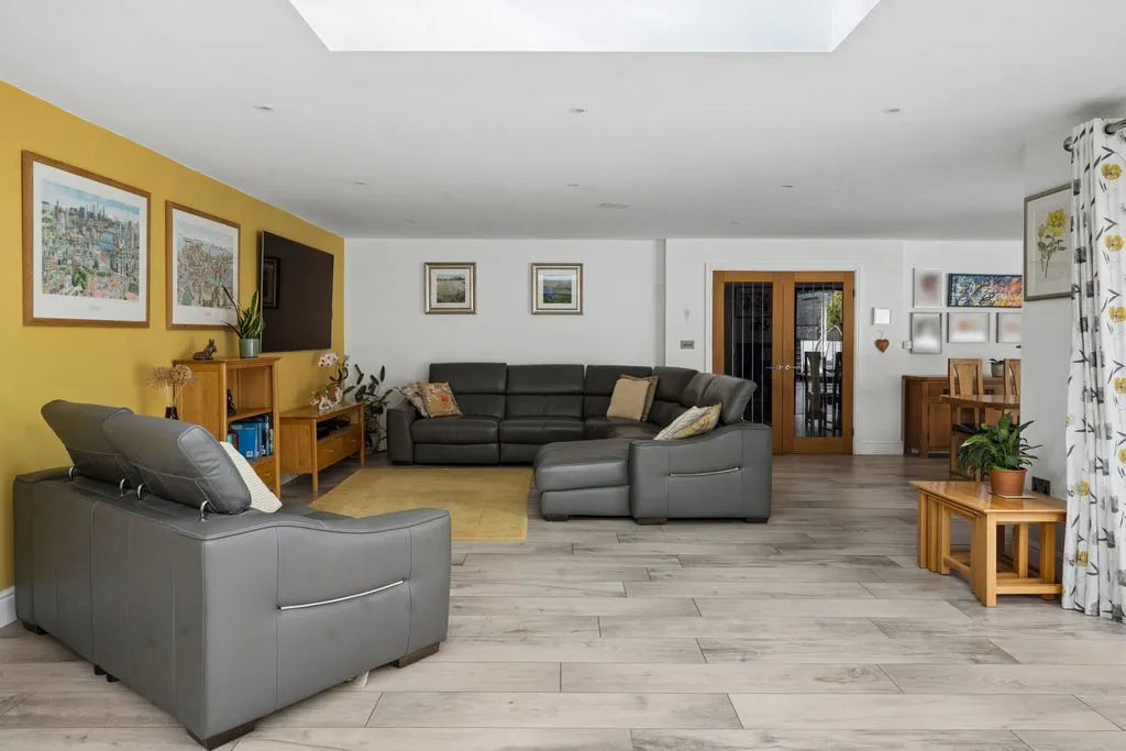 Barnhill Gardens, Marlow SL7 3HB, photo 4