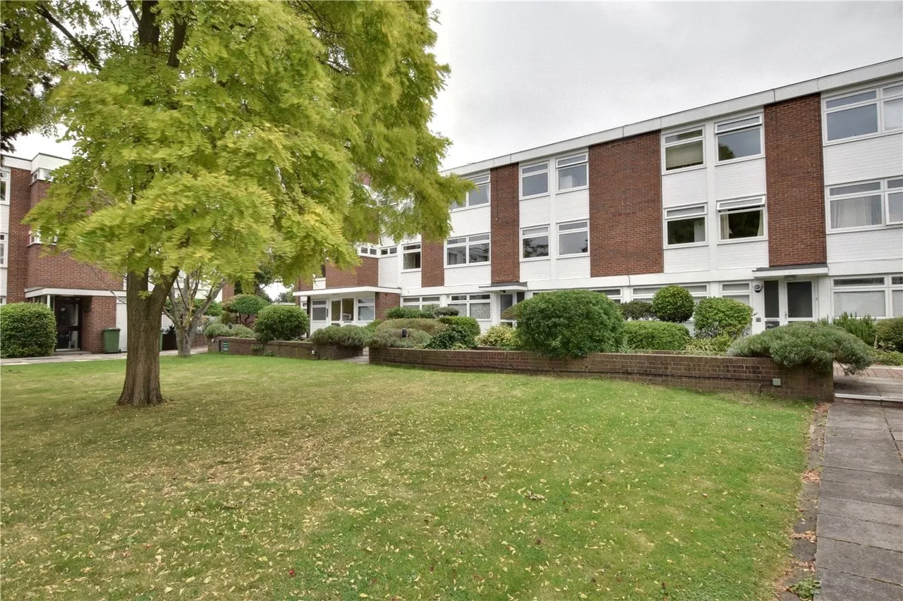 Minerva Lodge, 25-30 Sweyn Place, Blackheath, London, SE3, photo 5