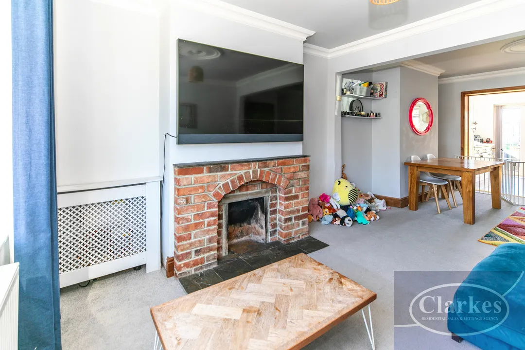 Kinson Road, Bournemouth, photo 6