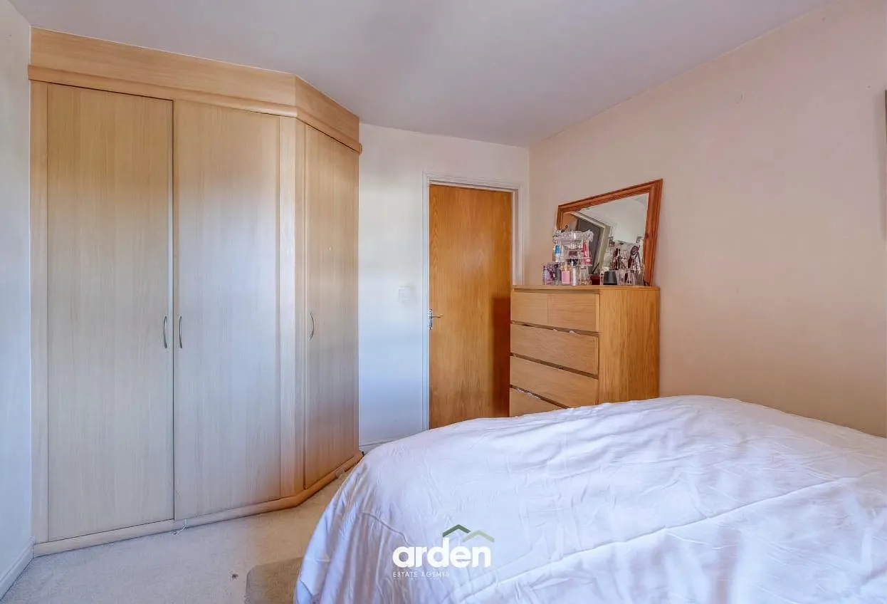 Warwick Road, Westley Heights, B92, photo 8