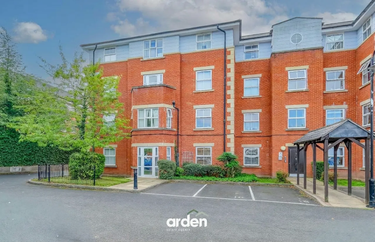 Warwick Road, Westley Heights, B92, photo 2
