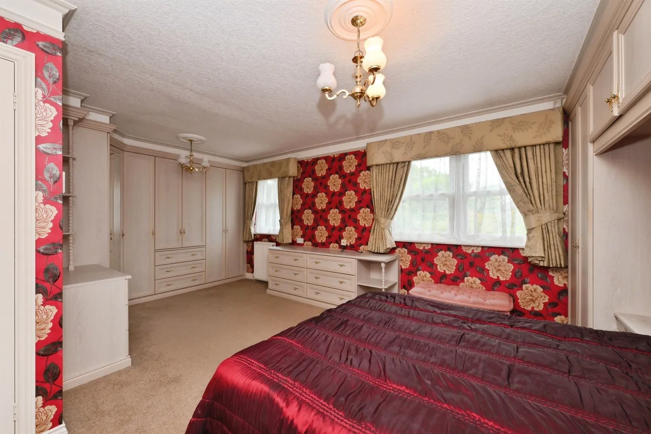 St. Annes Park, Broxbourne, EN10, photo 12