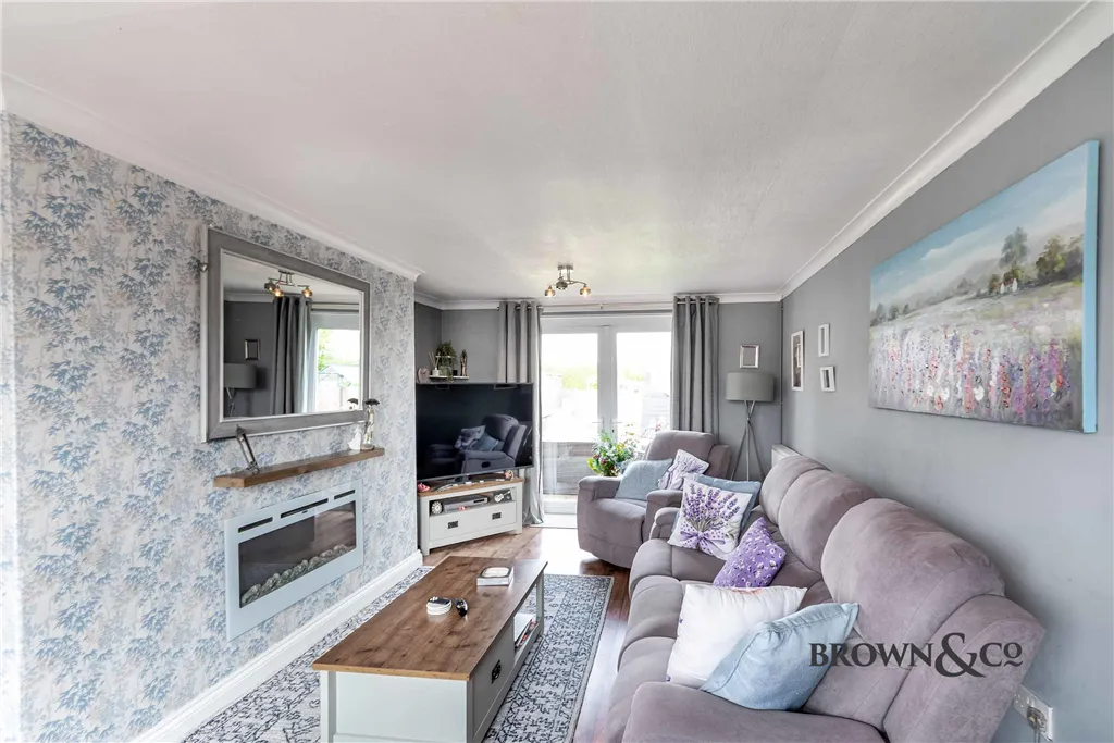 Lawnwood Avenue, Elkesley, photo 6