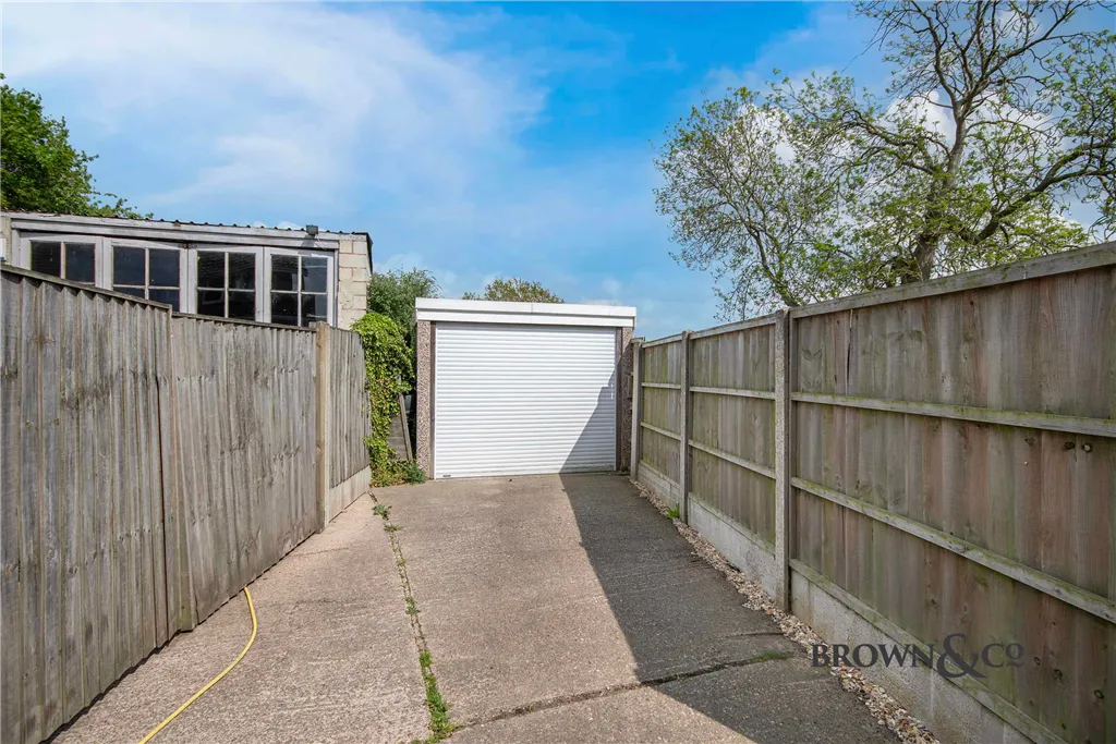 Lawnwood Avenue, Elkesley, photo 14