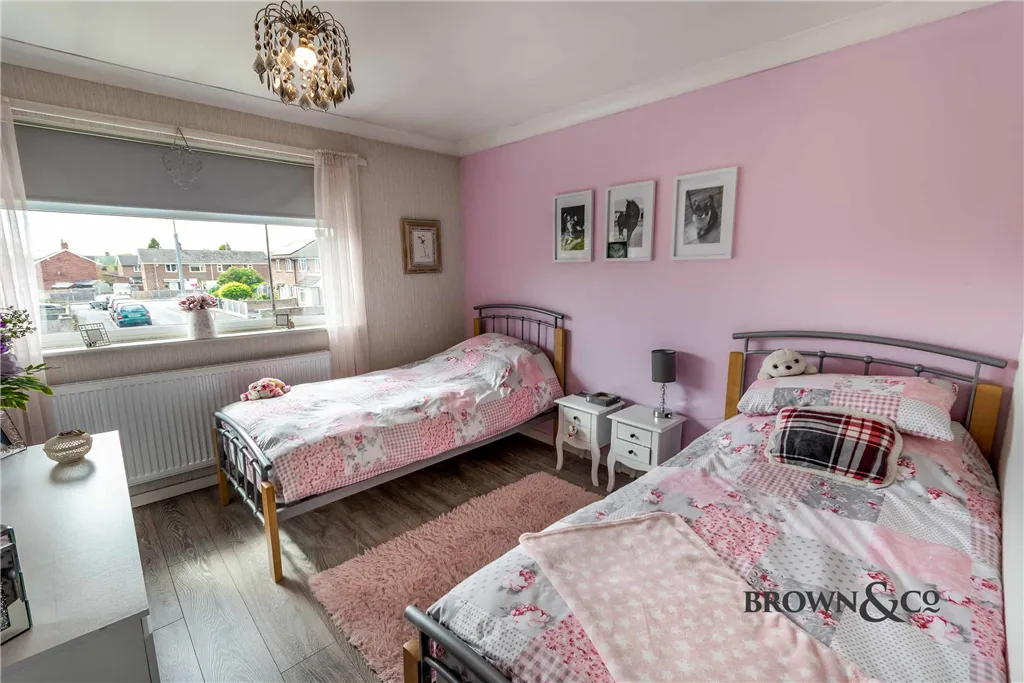 Lawnwood Avenue, Elkesley, photo 8