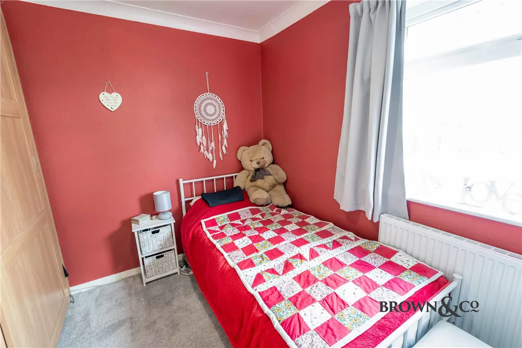 Lawnwood Avenue, Elkesley, photo 9