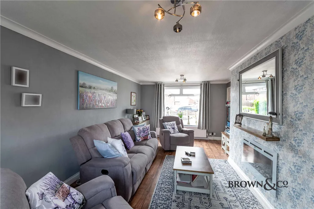 Lawnwood Avenue, Elkesley, photo 5