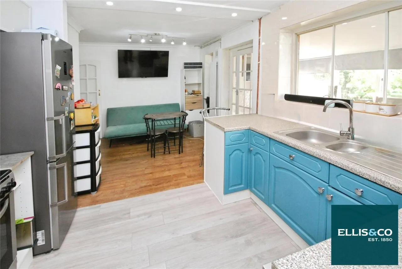 Wallcote Avenue, Cricklewood, NW2, photo 14