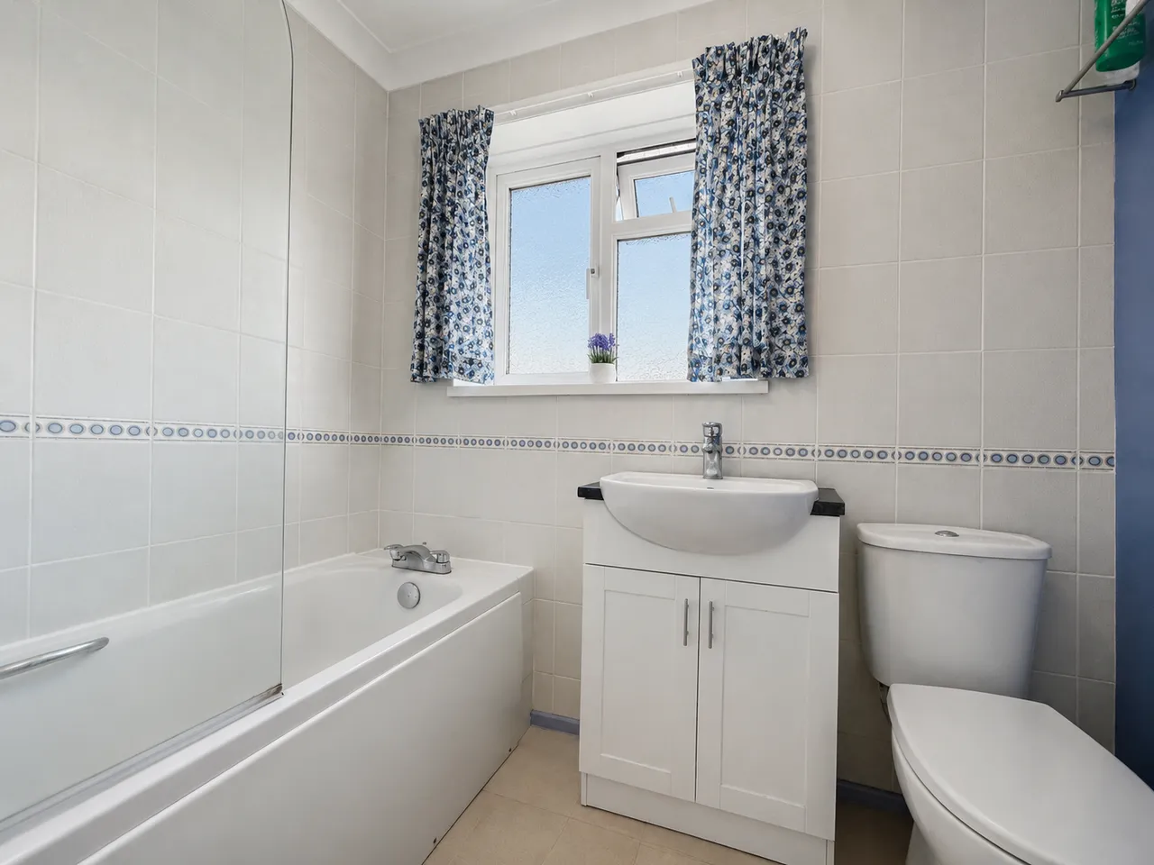 Sunningdale Crescent, Bournemouth, BH10, photo 9