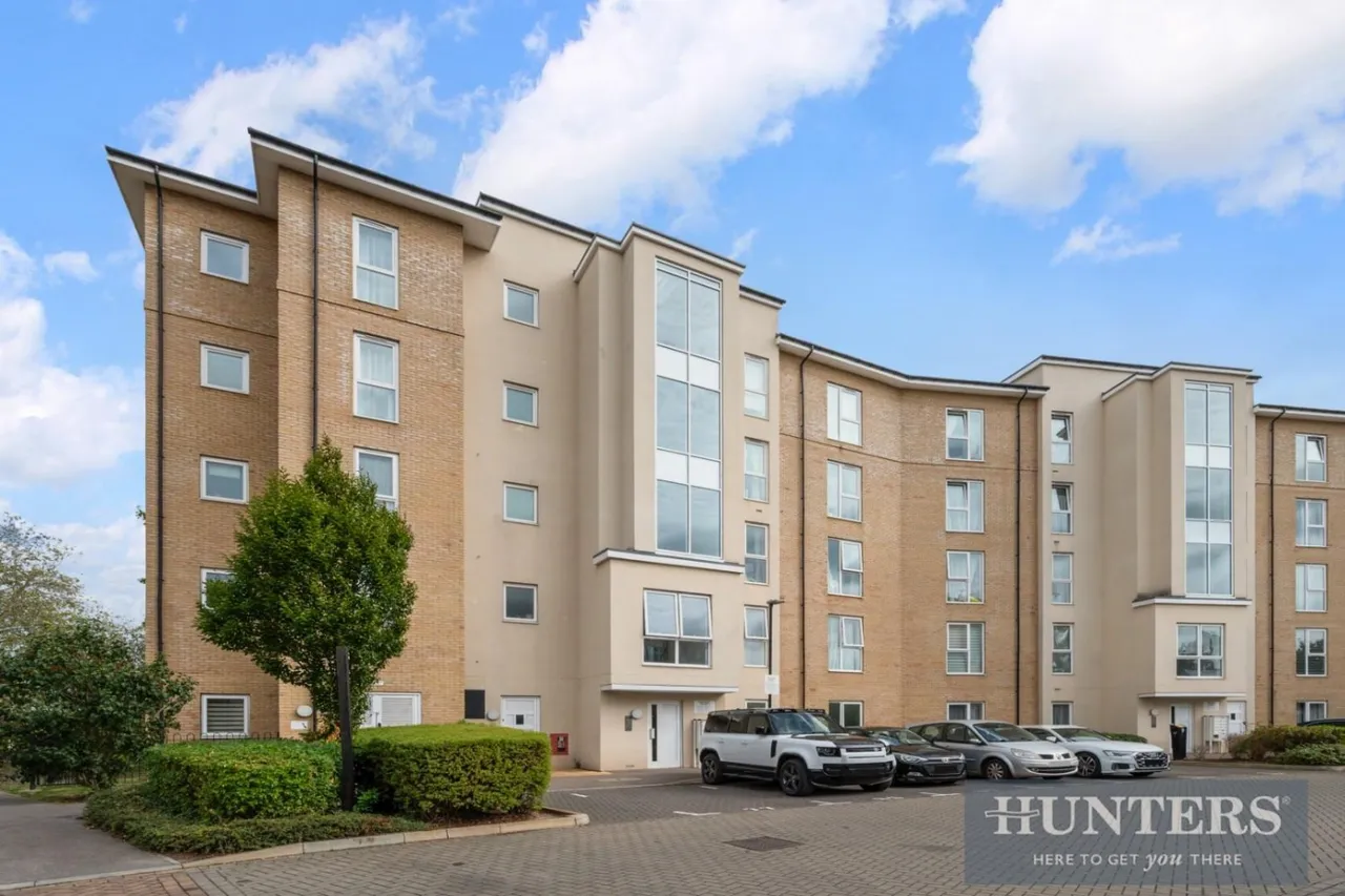 Hunting Place, Hounslow, TW5, photo 3
