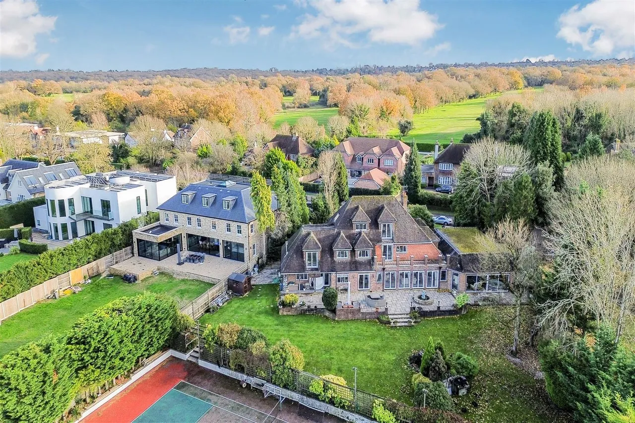 The Drive, South Cheam, SM2, photo 42