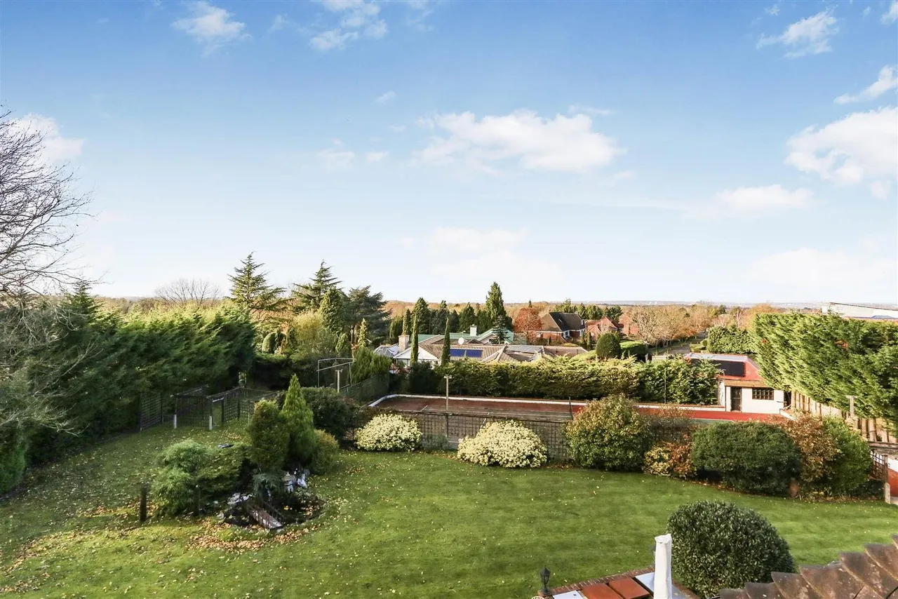 The Drive, South Cheam, SM2, photo 46