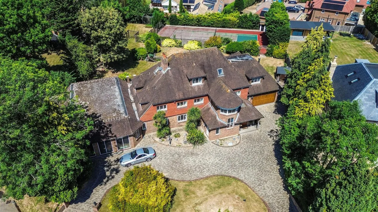 The Drive, South Cheam, SM2, photo 55