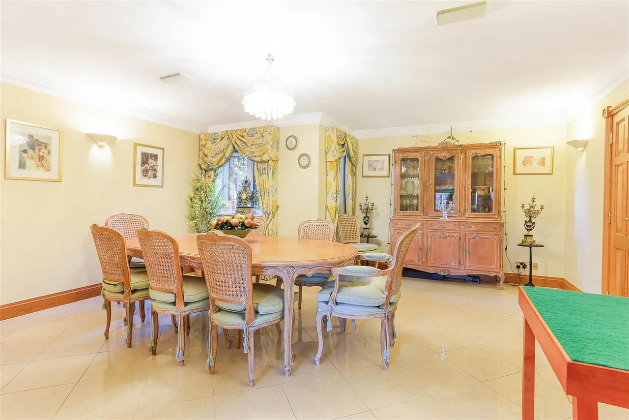 The Drive, South Cheam, SM2, photo 9