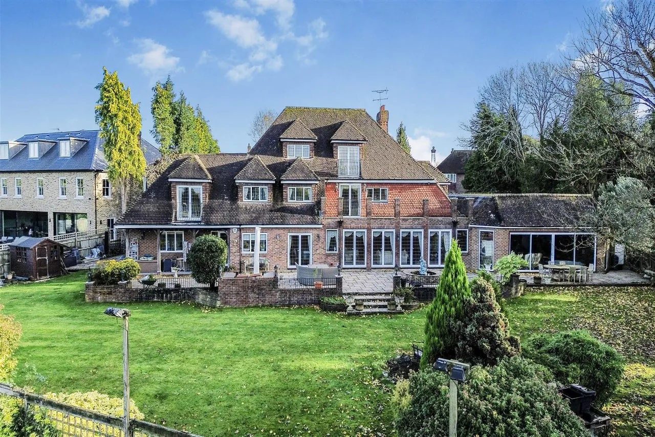 The Drive, South Cheam, SM2, photo 40