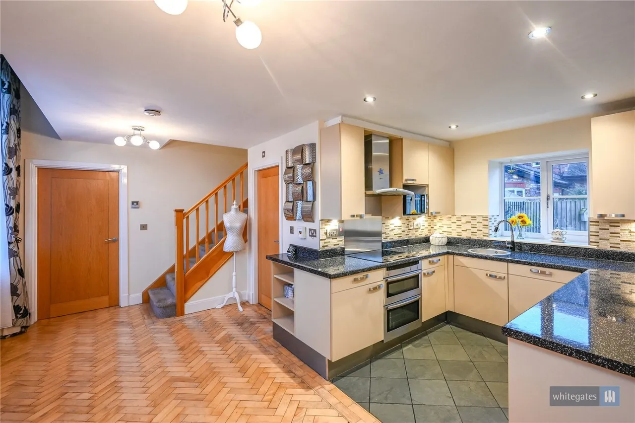 Ryder Court, Rainhill, L35, photo 6