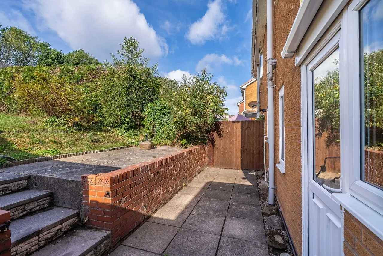 Walker Crescent, St. Georges, Telford TF2 9QB, photo 12