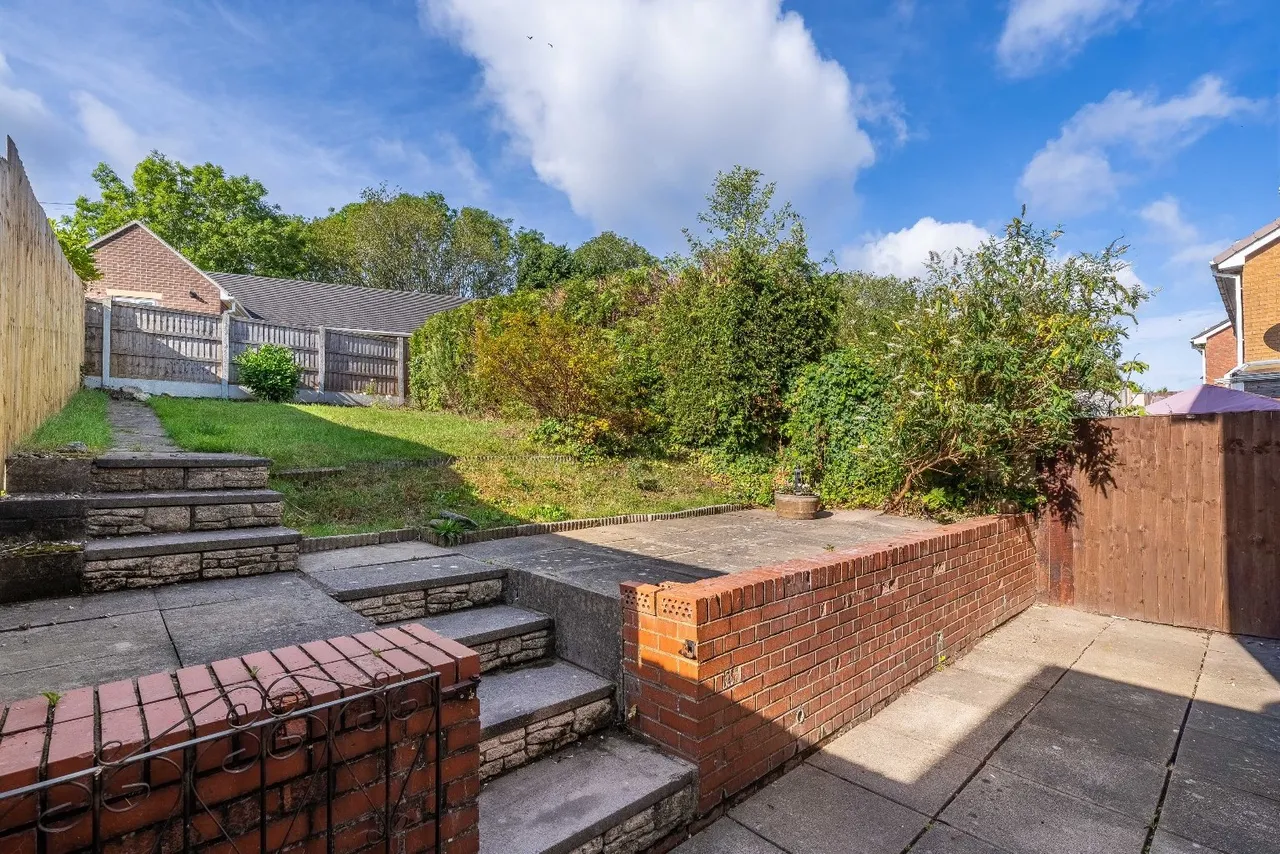 Walker Crescent, St. Georges, Telford TF2 9QB, photo 4