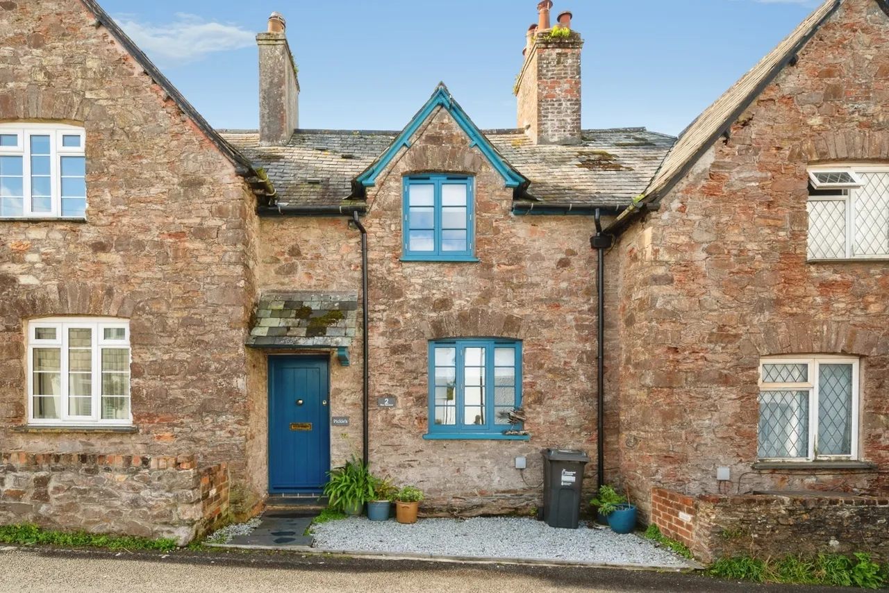 2 bed house for sale, The Terrace, Torpoint, PL11