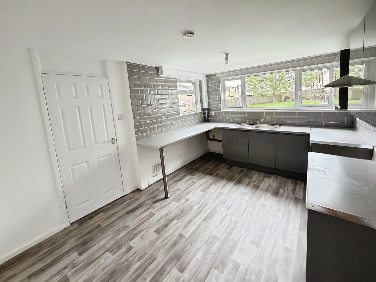 Wildwood, Woodside, Telford TF7 5PR, photo 6