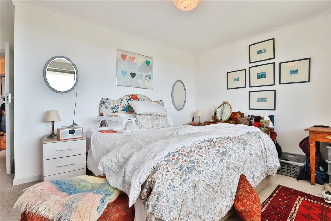 West Cliff Road, West Cliff, BH4, photo 17