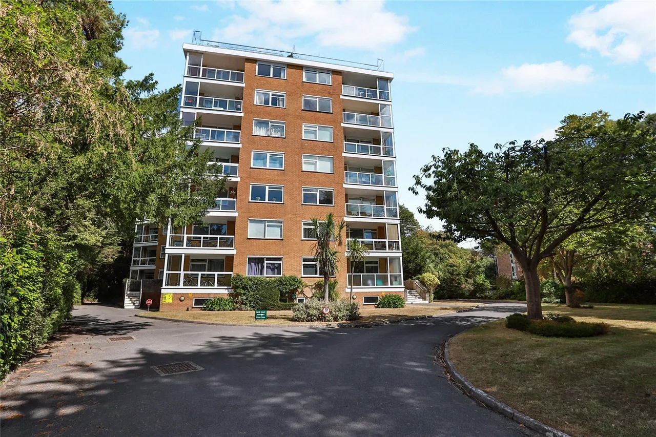 West Cliff Road, West Cliff, BH4, photo 20