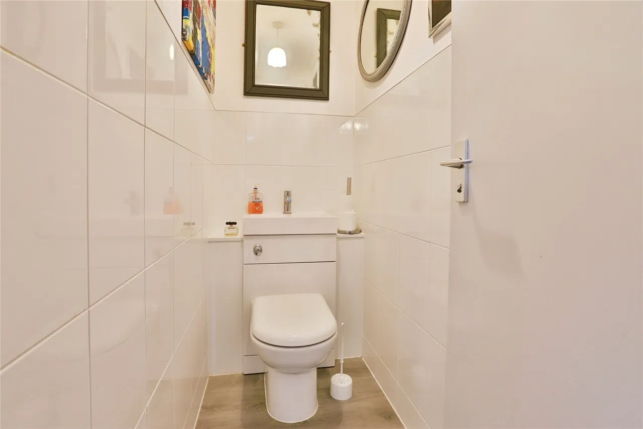 West Cliff Road, West Cliff, BH4, photo 16