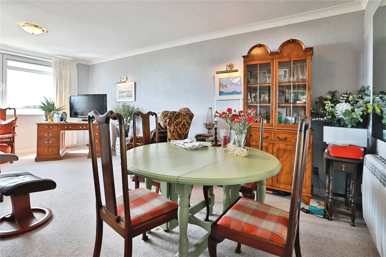West Cliff Road, West Cliff, BH4, photo 18