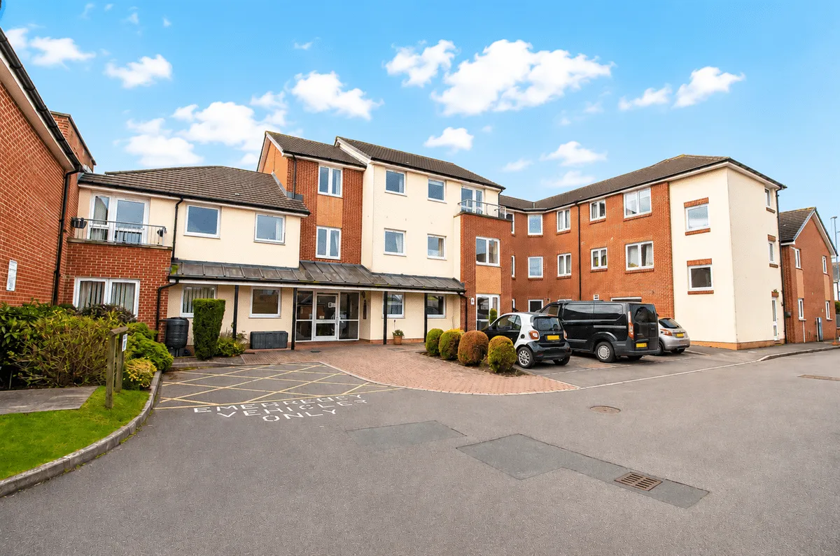 84 London Road, Cowplain, Waterlooville, PO8 8EW, photo 9