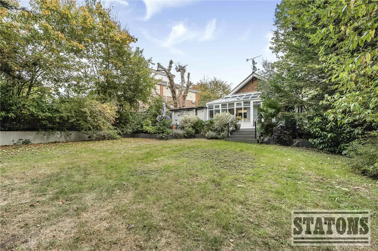 Barnet Gate Lane, Arkley, Hertfordshire, EN5 2AD, photo 26
